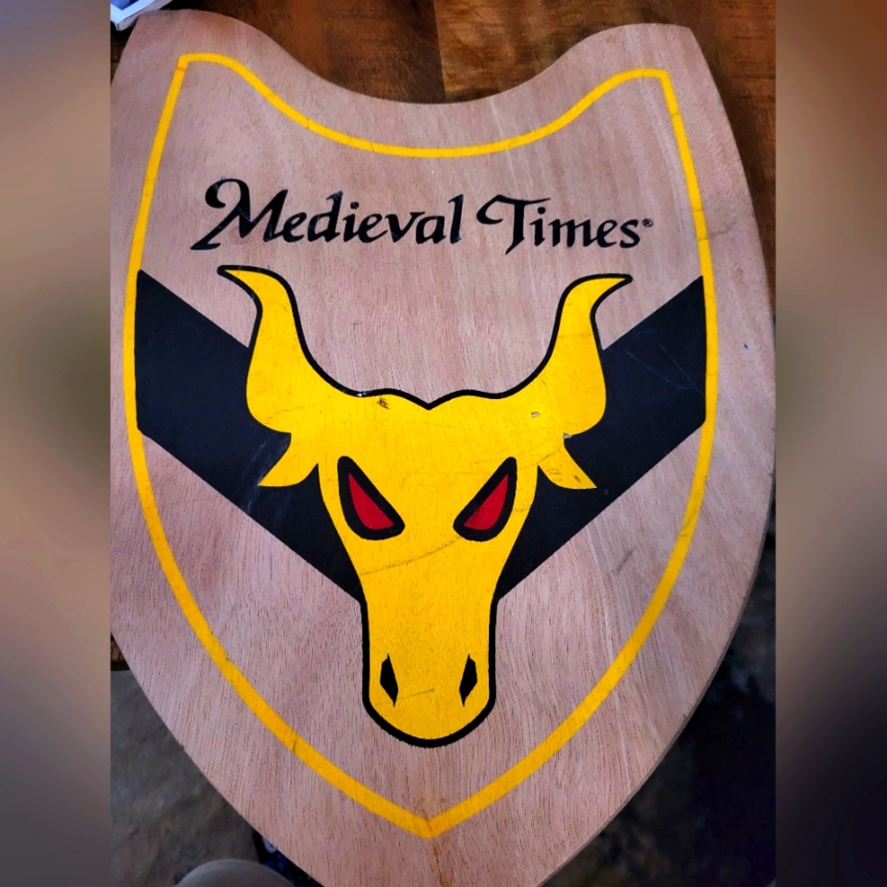 Medieval Times Souvenir 15" Wooden Joust Shield